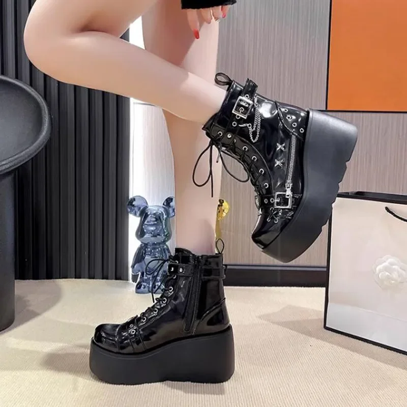 Designers Women Platform Gothi - огляд і ціна Motorcycle Chain